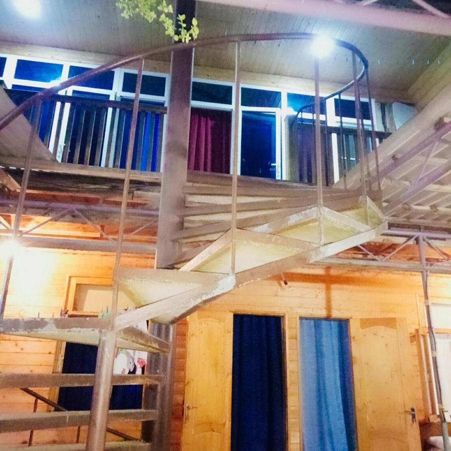 Guesthouse U Moti New Athos 외부 사진