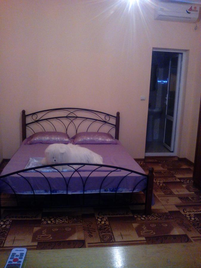 Guesthouse U Moti New Athos 외부 사진