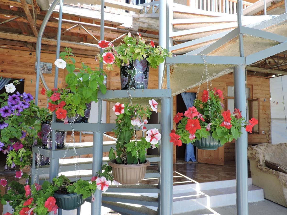 Guesthouse U Moti New Athos 외부 사진