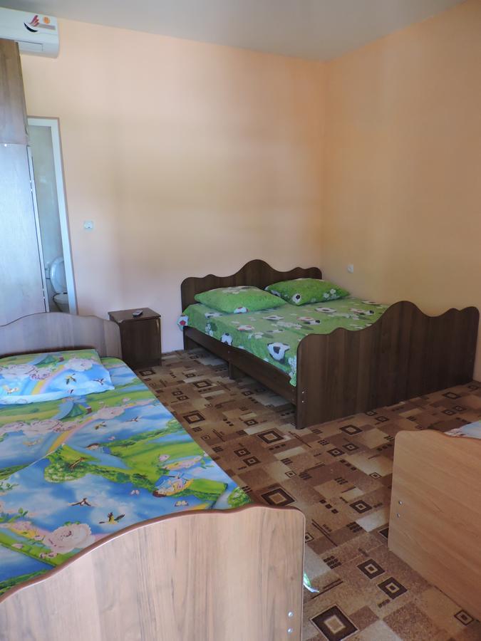 Guesthouse U Moti New Athos 외부 사진
