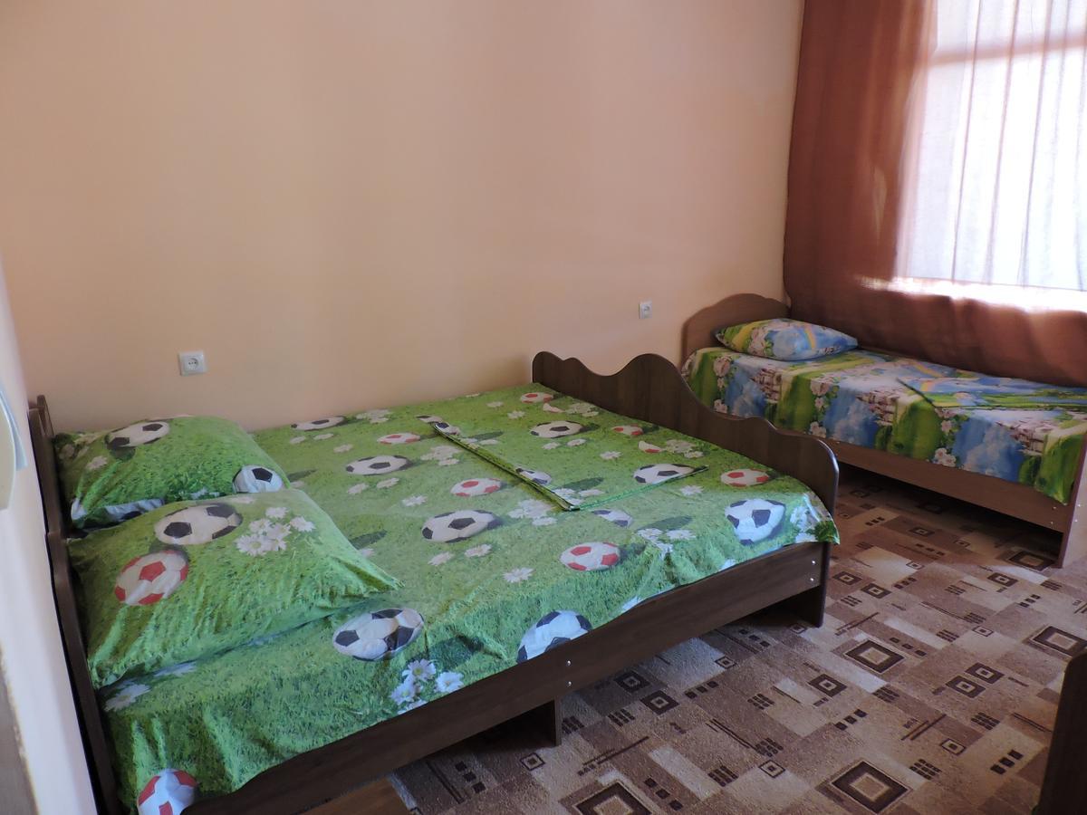 Guesthouse U Moti New Athos 외부 사진